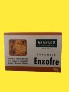 Caixa do Sabonete Enxofre Granado em fundo amarelo